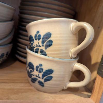 60+ Pieces Of Pfaltzgraff Folk Art Stoneware