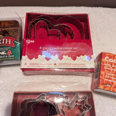 Vintage/New Cookie Cutters