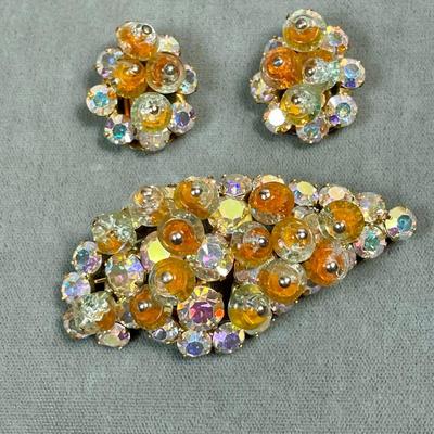 Vintage rhinestone and glass bead Pin and earrings