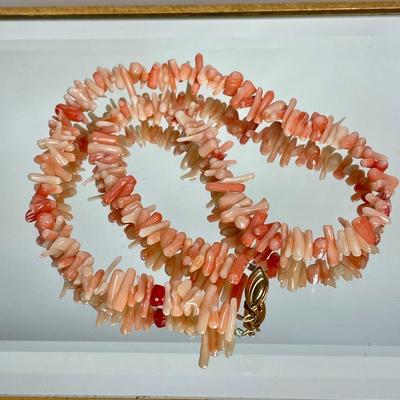 Vintage coral necklace