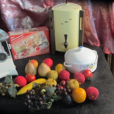 Kitchen Appliances & Accessories