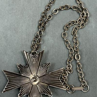 Florenza pendant necklace