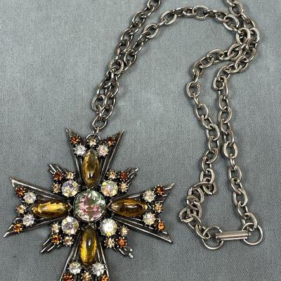 Florenza pendant necklace