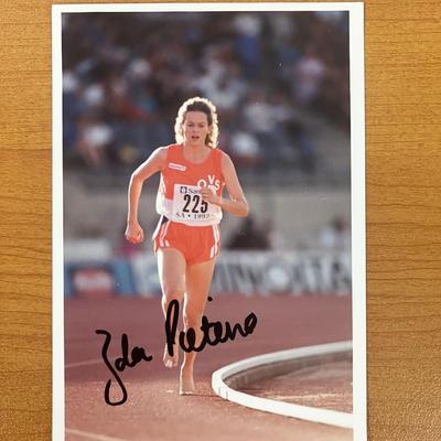 Ida Pietene signed photo