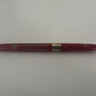 Kennedy White House Vice Presidential Pen 