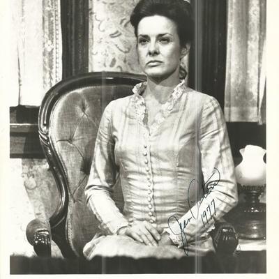 Jean Peters Signed Photo