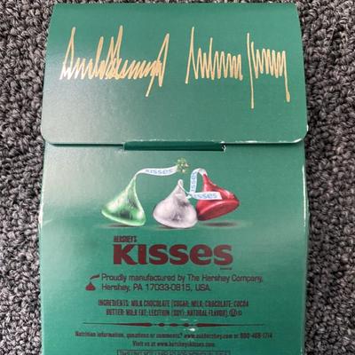 Donald Trump facsimile signed 2018 holiday chocolate box