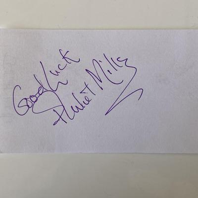 Juliet Mills original signature 