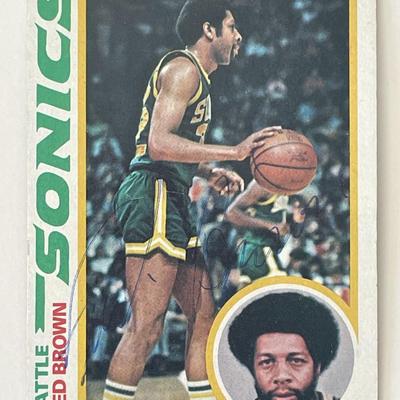 Sonics Fred Brown signed 1978-79 Topps trading card #59