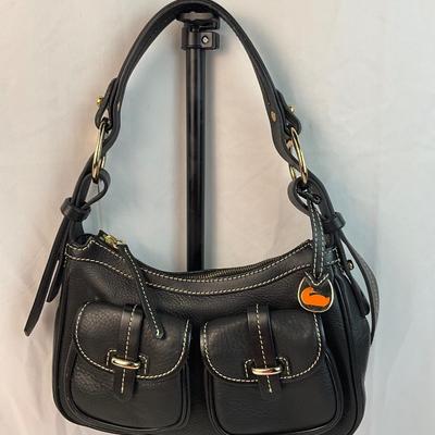 Lot F 292 NWT Dooney & Bourke Leather Double Front Pocket Baguette Shoulder Bag
