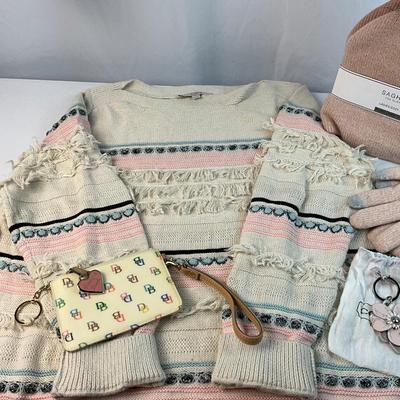 Lot F 298 NWT Dooney & Bourke Coin Purse NWT Coach Keychain Lane Bryant Jacket Hats and Gloves
