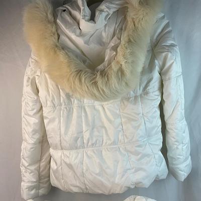 Lot F 299 Madison Ladies Winter Coat Hat Earmuffs Plush Throw Blanket