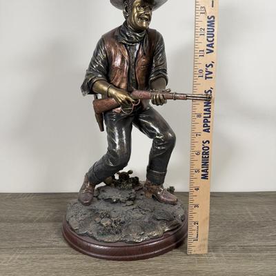 LOT 2B: 2010 Bradford Exchange John Wayne “Lawman” Sculpture #1178/5000 (14.5”)