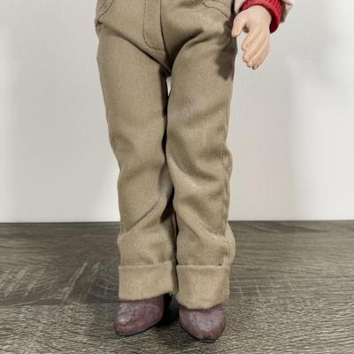 LOT 8B: John Wayne Dolls - Franklin Heirloom & 1981 Effanbee American Symbol of the West