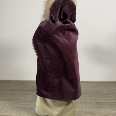 LOT 10B: Byer’s Choice The Carolers Santa Dolls