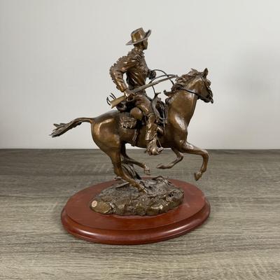 LOT 13B: Franklin Mint Limited Edition John Wayne on Horseback Sculpture #4/1000