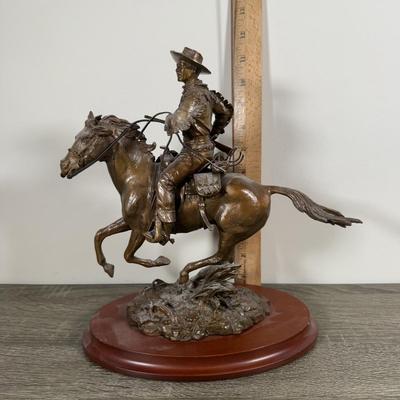LOT 13B: Franklin Mint Limited Edition John Wayne on Horseback Sculpture #4/1000