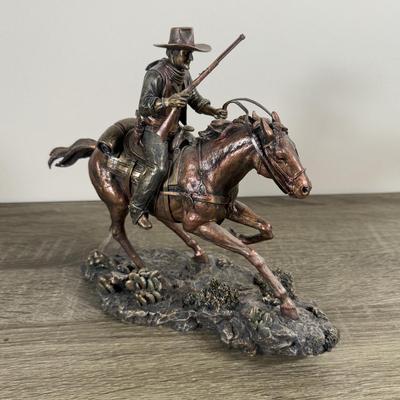 LOT 15B: 2010 Edwin M Knowles Bradford Exchange John Wayne Tall in the Saddle Collection Galloping Thunder Statues (A0765 & A6137)