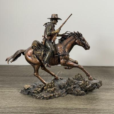 LOT 15B: 2010 Edwin M Knowles Bradford Exchange John Wayne Tall in the Saddle Collection Galloping Thunder Statues (A0765 & A6137)