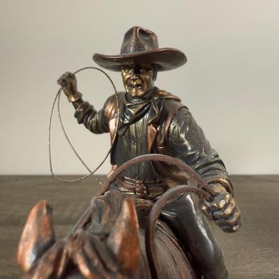 LOT 16B: 2010 Edwin M Knowles Bradford Exchange John Wayne Tall in the Saddle Collection - Range Rider (A1403) & Across the Mesa (A1186)