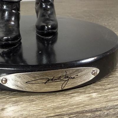 LOT 18B: John Wayne Heroic Legend Plate w/ Replica Rifle Display & Hamilton Collection John Wayne, The American Legend Platinum...