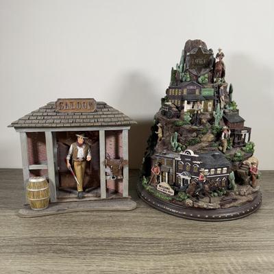 LOT 19B: John Wayne Bradford Exchange - 2012 American Legend Tabletop Mountain A0466 & 2008 Frontier Hero Walking Tall A0600