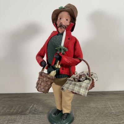LOT 20B: Byers Choice Carolers - Man w/ Nutcrackers, Rose's Tea Shop Board & Candle Holders