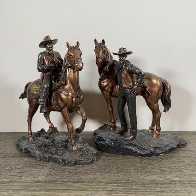 LOT 25B: Edwin M Knowles Bradford Exchange John Wayne Tall in the Saddle Collection - 2010 Evening Vigil A974 & 2011 Standing Proud...
