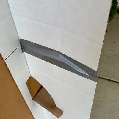 LOT 29 G: London England Big Ben Cardboard Cutout