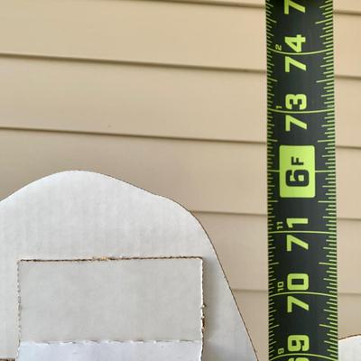 LOT 30 G: 2004 The Duke #501 John Wayne Life Size Cardboard Cutout