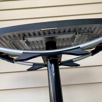 LOT 32 G: George Forman Immersible Indoor / Outdoor BBQ Grill Model #GFO201R