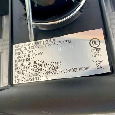 LOT 32 G: George Forman Immersible Indoor / Outdoor BBQ Grill Model #GFO201R