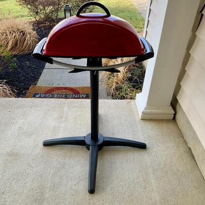 LOT 32 G: George Forman Immersible Indoor / Outdoor BBQ Grill Model #GFO201R