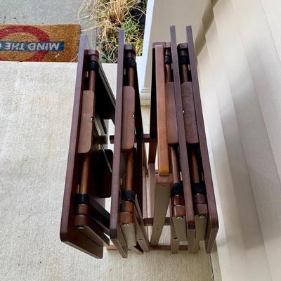 LOT 33 G: 2010 Bradford Exchange Limited Edition John Wayne The Duke Tray Tables