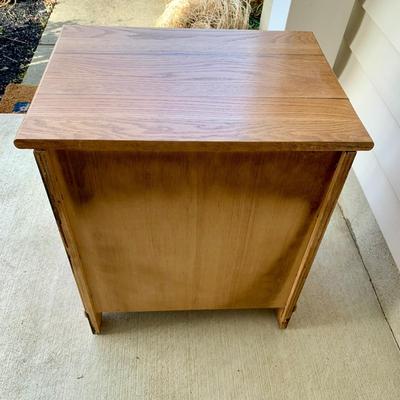 LOT 39 G: Hammary Furniture Oak Home Theatre Table & White Clad Storage Cabinet