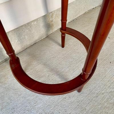 LOT 40 G: Round Dark Wood Nesting Tables / Plant Stand Set