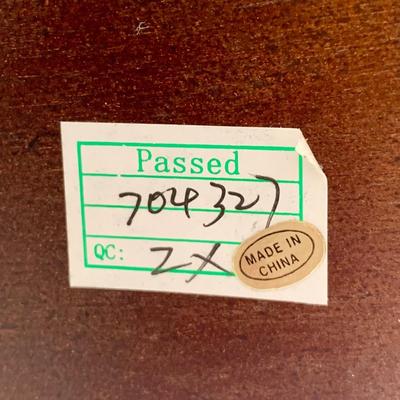 LOT 42 G: Pulaski Furniture Accent Lamp Table