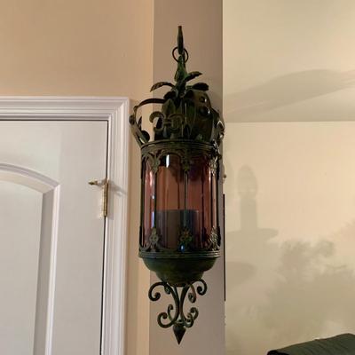 LOT 43 L: Design Toscano Crown Royale Wall Hanging Pendant Lantern