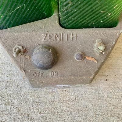 LOT 48 G: Vintage Zenith Champion Watch Cleaning Machine