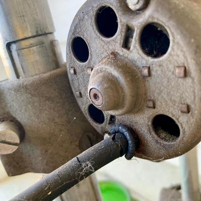 LOT 48 G: Vintage Zenith Champion Watch Cleaning Machine