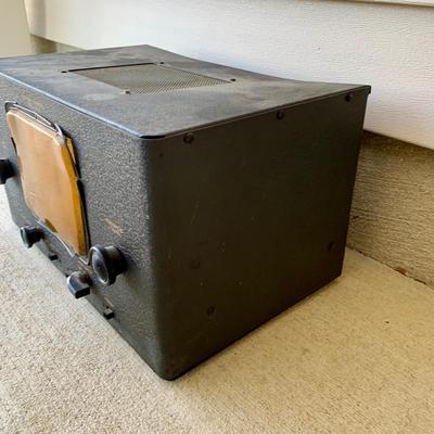 LOT 49 G: Vintage Echophone Commercial Model #EC-2