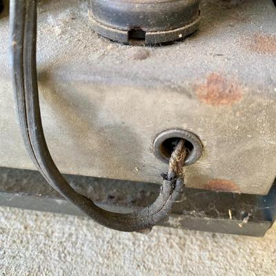 LOT 49 G: Vintage Echophone Commercial Model #EC-2