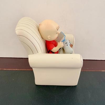 LOT 50 L: Snoozin' Snoopy Lenox Treasure Box, Peanuts Animated Musical Table Piece, Jim Shore Peanuts "Make A Splash"...