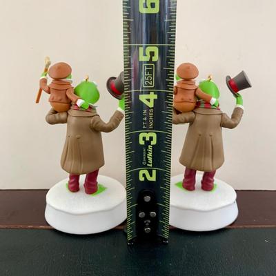 LOT 55 L: The Muppets Collection: 2017 Christmas Carol Ornaments, Statler & Waldorf w/ Balcony Figures, & Lego Figures