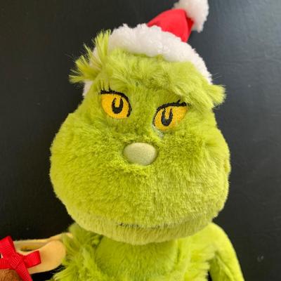 LOT 57 L: How The Grinch Stole Christmas Collection: Book & Stuffed Animals