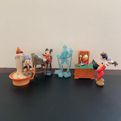 LOT 60 L: Disney Ornament Collection: 2011 Goofy / Jacob Marley, 2013 Micky's Christmas Carol, 2010 Scrooge McDuck, & More