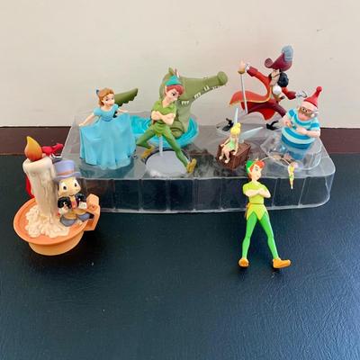 LOT 61 L: Disney Collection: Peter Pan Figurine Set, 2018 Peter Pan Ornament, & 2019 Light Up Jiminy Cricket Ornament