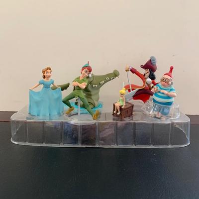 LOT 61 L: Disney Collection: Peter Pan Figurine Set, 2018 Peter Pan Ornament, & 2019 Light Up Jiminy Cricket Ornament