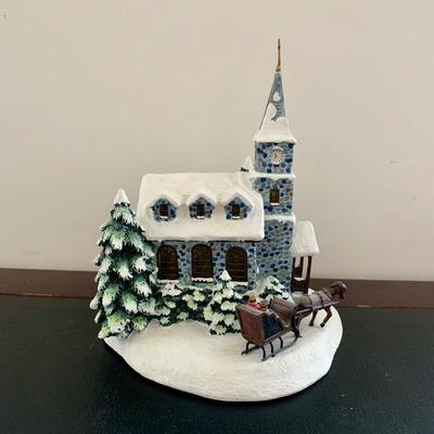 LOT 79 L: Thomas Kinkade Collection: "Home For The Holidays" Light Up Dome, 2003 "Sunday Evening Sleigh Ride" Painter...