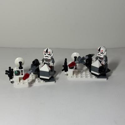 LOT 81: LEGO StarWars Collection